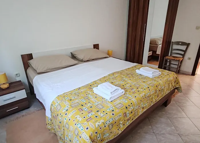 Eni Apartament *